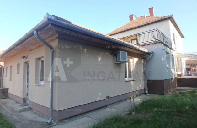Szegedi eladó családi ház, 3+2 szobás, 110 négyzetméteres