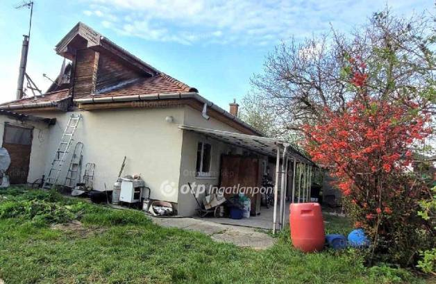 Eladó családi ház, Budapest, Rákoscsaba-Újtelepen, 104 négyzetméteres