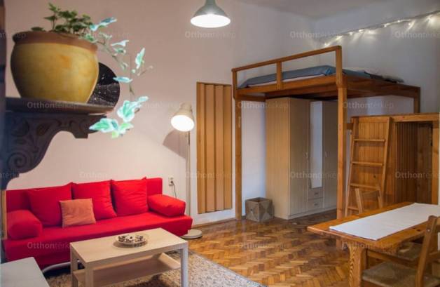 Eladó 1 szobás lakás Pécs