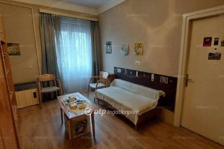Debrecen 2 szobás lakás eladó