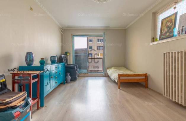 Eladó lakás, Budapest, Békásmegyeren, 37 négyzetméteres
