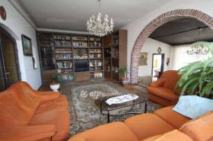 Eladó 4+4 szobás családi ház Debrecen az Erdőhát utcában