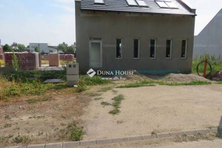 Eladó családi ház Szeged, 4 szobás, új építésű