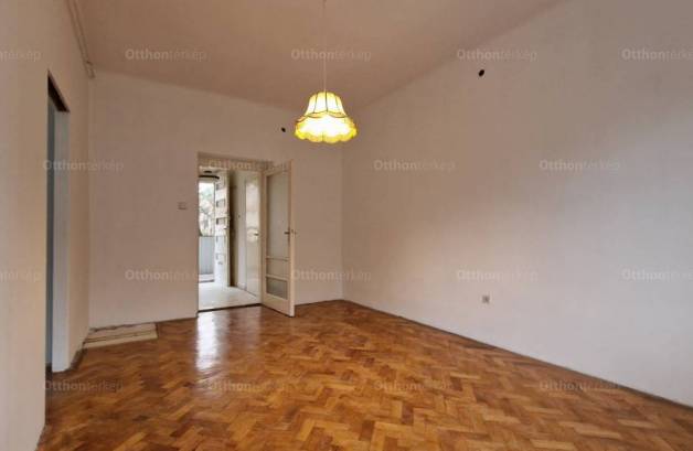 Eladó 1+1 szobás lakás Pécs a Bánki Donát úton