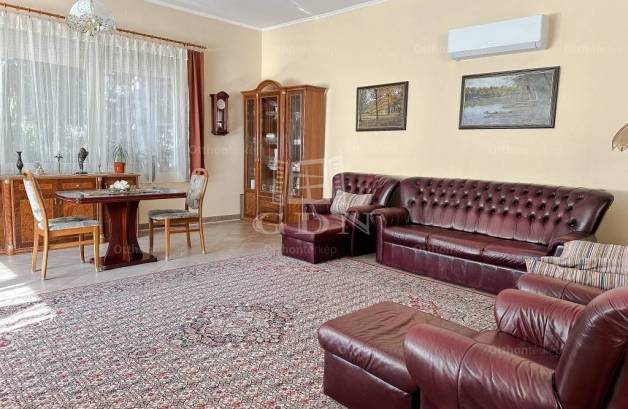 Budapesti eladó családi ház, 4 szobás, 282 négyzetméteres