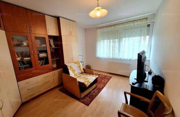 Dunakeszi lakás eladó, 44 négyzetméteres, 2 szobás