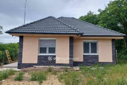 Új Építésű családi ház eladó Debrecen, 75 négyzetméteres