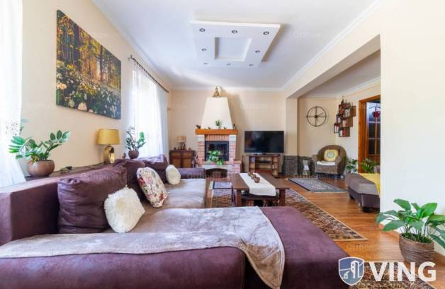 Eladó 5 szobás családi ház Budapest