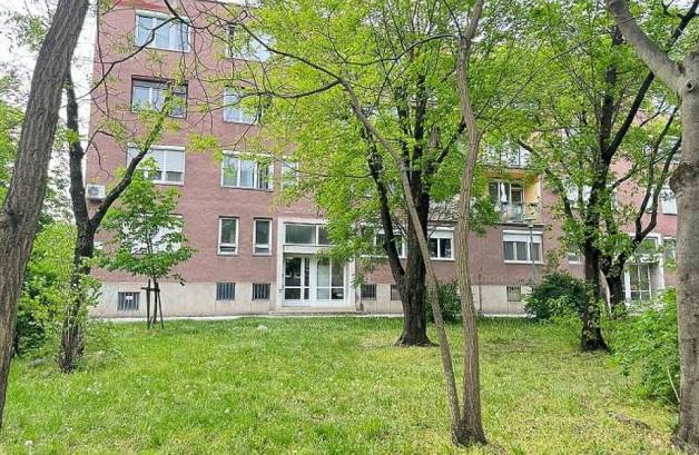Budapesti lakás eladó, Alsórákos, 2+1 szobás