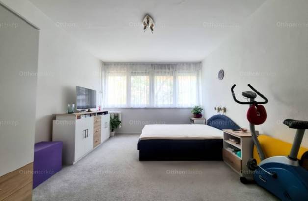 Eladó 2 szobás lakás Pécs