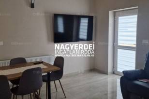 Debreceni családi ház kiadó, 215 négyzetméteres, 8 szobás