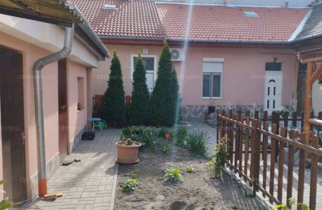 Eladó 1 szobás házrész Pesterzsébeten, Budapest, Határ út