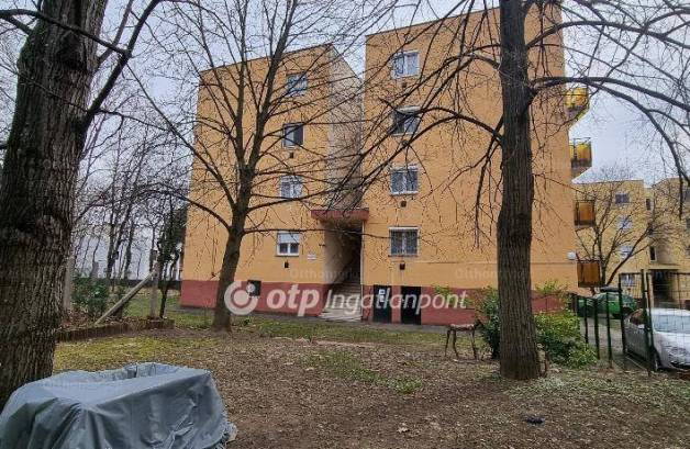 Eladó lakás Debrecen, 2 szobás