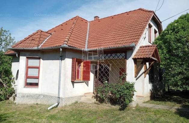 Somogyvári eladó családi ház, 4 szobás, 80 négyzetméteres