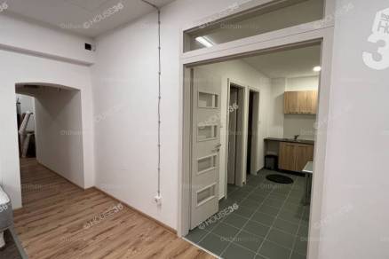 Budapesti lakás eladó, Angyalföldön, 7 szobás