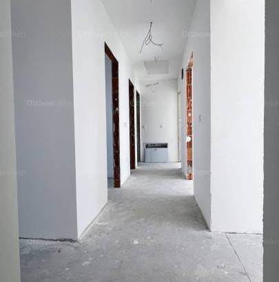 Bajai új építésű családi ház eladó, 145 négyzetméteres, 3+1 szobás