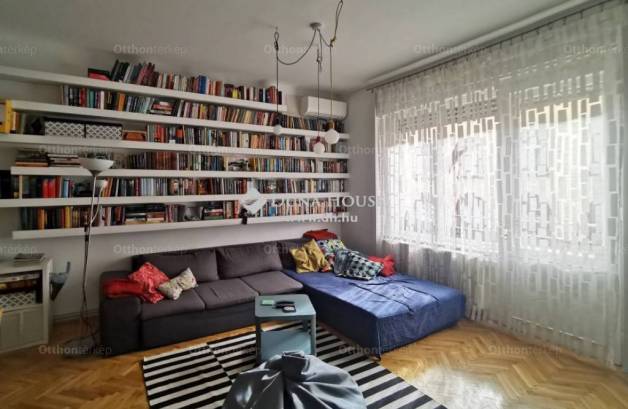 Budapesti lakás eladó, Palotanegyedben, Baross utca, 3+1 szobás
