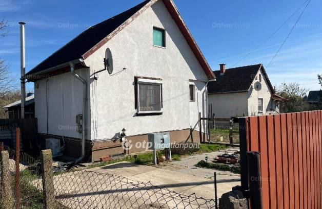 Debrecen családi ház eladó, 1+1 szobás