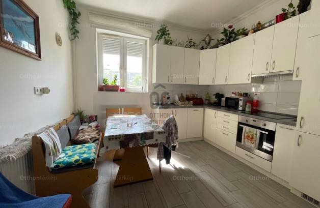 Eladó 2 szobás lakás Debrecen