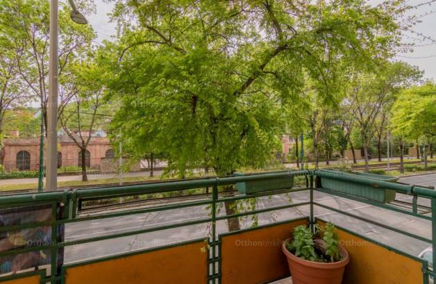 Budapest eladó lakás Országúton a Szilágyi Erzsébet fasoron, 116 négyzetméteres