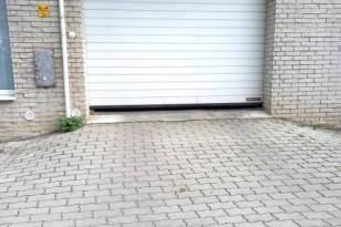 Debreceni eladó garázs, 22 négyzetméteres
