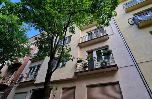 Budapesti lakás eladó, 74 négyzetméteres, 3 szobás