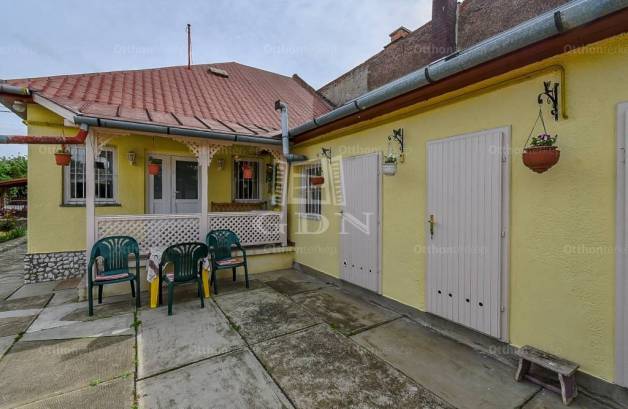 Miskolci családi ház eladó a Schweidel József utcában, 65 négyzetméteres