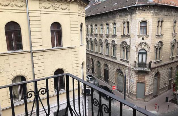 Budapest 2+1 szobás lakás kiadó