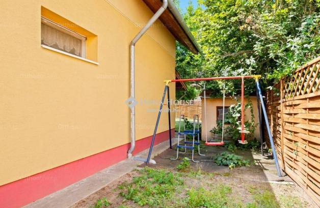 Eladó családi ház, Budapest, Akadémiaújtelepen, 260 négyzetméteres