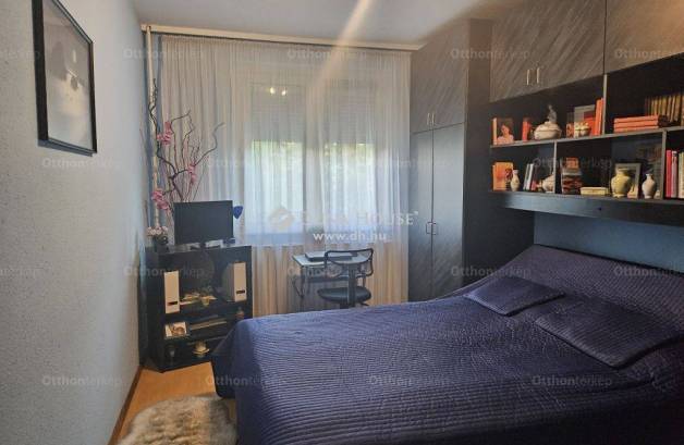 Eladó 2 szobás lakás, Ligetteleken, Budapest