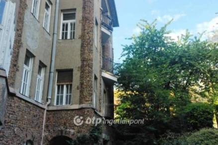 Budapesti lakás eladó, Országúton, Trombitás út, 2 szobás