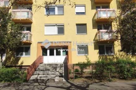 Lakás eladó Debrecen, a Borbíró téren, 40 négyzetméteres