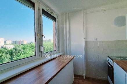 Budapesti lakás eladó, Alsórákoson, 2+1 szobás
