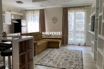 Debreceni kiadó lakás, 2 szobás, 59 négyzetméteres
