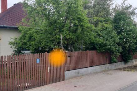 Debreceni eladó családi ház, 3 szobás, 95 négyzetméteres