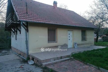 Eladó 3 szobás családi ház Miskolc Csermőke