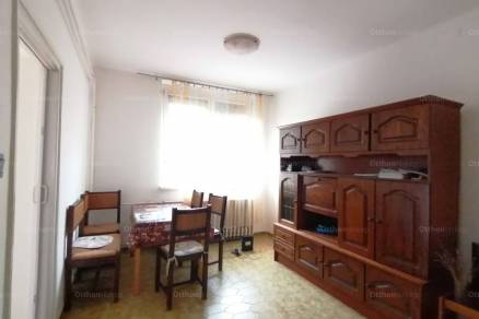Szeged 4 szobás lakás eladó az Avar utcában