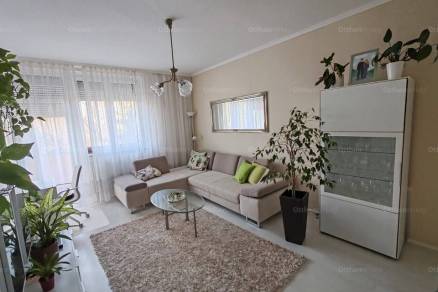 Eladó lakás Veszprém, 2 szobás
